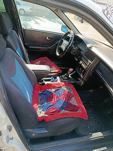 audi 80 1 8: Audi 80: 1992 г., 2 л, Механика, Бензин, Седан — 6