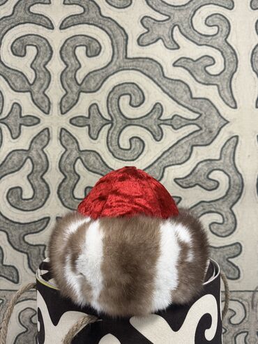 Головные уборы: Норка тебетейдин түрлөлү, суусар тебетейдин түрлөрү,тумактын түрлөрү — 16