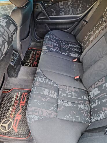 Mercedes-Benz: Mercedes-Benz E-Class: 2 l | 1997 il Sedan — 3