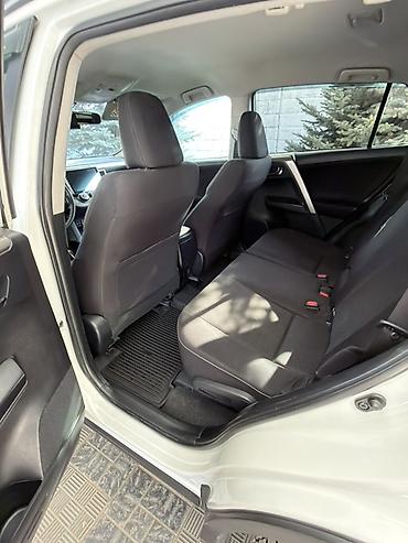 subaru outbreak: Toyota RAV4: 2016 г., 2 л, Вариатор, Бензин, Кроссовер — 7