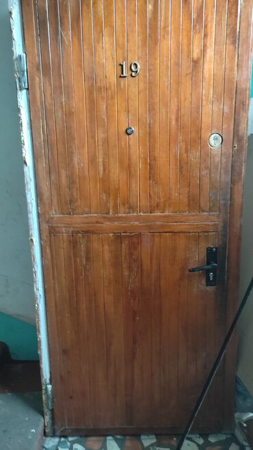 бронированные двери карабалта: Входная дверь, Металл, Левостороний механизм, Б/у, Самовывоз