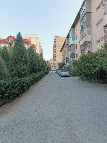 Продажа квартир: 5 и более комнат, 150 м², Индивидуалка, 1 этаж, Старый ремонт — 2