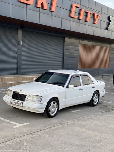 Mercedes-Benz: Mercedes-Benz E-Class: 1993 г., 2 л, Механика, Бензин, Седан — 2