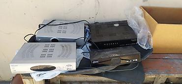 aparat internet pe televizor: Məhsul: Peyk TV qəbulediciləri (receiverlər) dəsti Təsvir: - — 2
