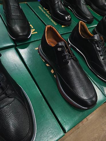Ayaqqabılar: Kişi ayaqqabıları – klassik və gündəlik modellər Məhsul təsviri: - — 27
