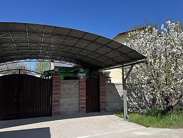 Долгосрочная аренда домов: 100 м², 4 комнаты — 16