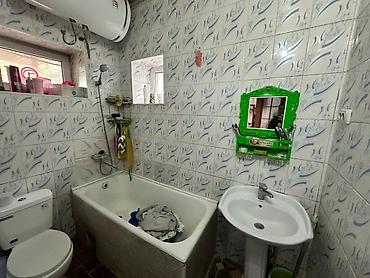Үйлөр: 🔥 Продается дом в ж/м Кок-Жар 🔥 🏡 Дом с готовым квартирным бизнесом 📐 — 5
