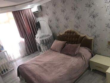 Yataq otağı dəstləri: Təknəfərlik çarpayı, Tumba