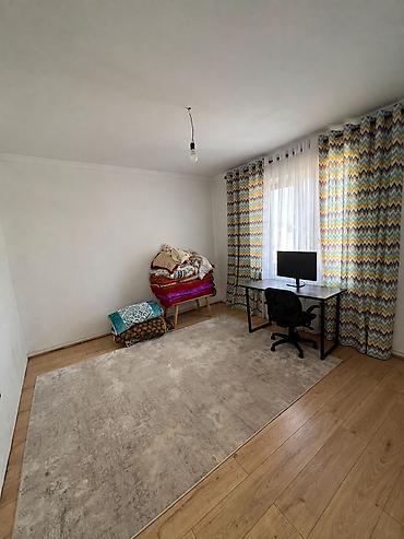 Үйлөрдү сатуу: 5 бөлмө, 180 м², 6 соток, Ново-Покровка, Менчик ээси — 5