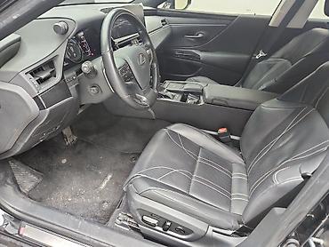 Lexus: Lexus ES: 2022 г., 2.5 л, Гибрид — 8