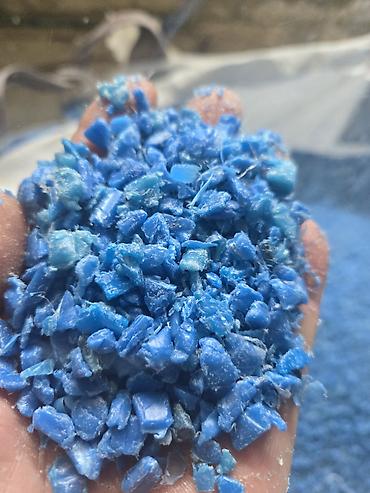 балыкчы кирпич завод: Məhsul: Plastik qırıntısı (PP və HDPE qarışığı) – yeşil və mavi — 3