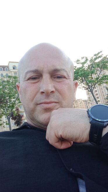 Fəhlələr: Salam 1001 Xırdavat maqazada satici fehle kimi isliye bikerem is