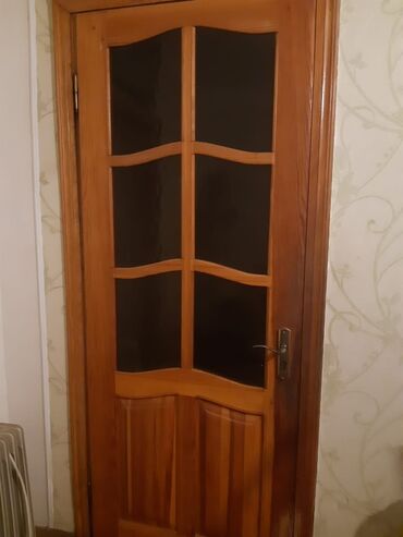 Təcili satılır 90-208 ölçü,3 ədəddir. Biri 80 azn