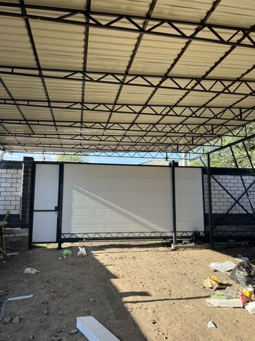 Откатные ворота: Откатные ворота с калиткой и навесом - Тип: откатная конструкция на at lalafo.kg — 3 Откатные ворота: Откатные ворота с калиткой и навесом - Тип: откатная конструкция на — 3