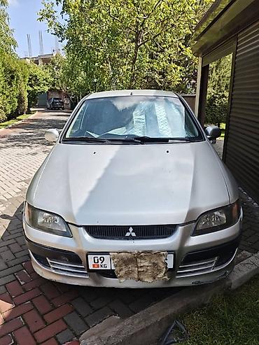 Mitsubishi Space Star: 2004 г., Механика, Бензин, Хэтчбэк