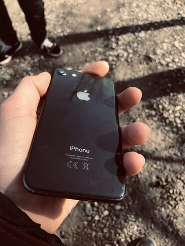 iphone 11 duas: IPhone 8, 128 GB