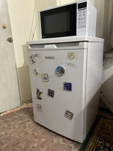 холодильная: Холодильник Beko, Б/у, Минихолодильник
