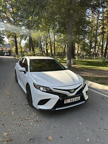 corolla 2022: Toyota Camry: 2020 г., 2.5 л, Автомат, Бензин, Седан — 2