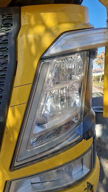 авто грузовые: Фара передняя (левая) для грузовика Volvo FH4 Пара 28000сом - — 2