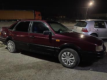 Volkswagen: Volkswagen Passat: 1990 г., 1.8 л, Механика, Бензин, Седан — 3