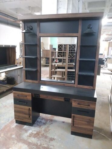 Salon masaları: Yeni, Saş kəsimi üçün masa, Güzgülü — 8