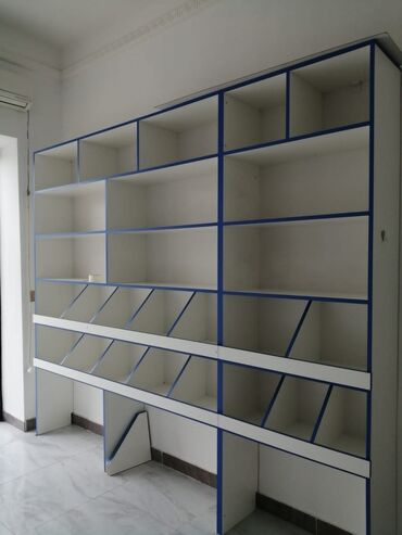 Paltaryuyan maşınlar: 230azn.Magaza vitrini.Keyfiyyetli laminatdan yigilib.Teze