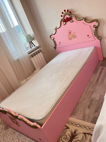 деревянные полки на кухню: N17Carpayi 125azn. Alti demir karkazdir. Tecili satilir. Unvan