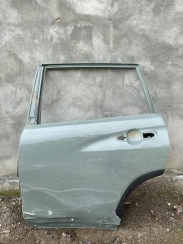 corolla toyota: Sol arxa, Toyota Corolla cross — 1