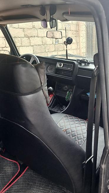 lada qrand: VAZ 2107, qara rəng, sedan kuzov. Klassik dizaynlı, 4 qapı, mexaniki — 7