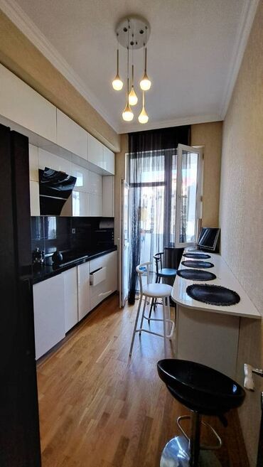 Yeni tikili: 3 otaqlı, Yeni tikili, 92 kv. m — 8