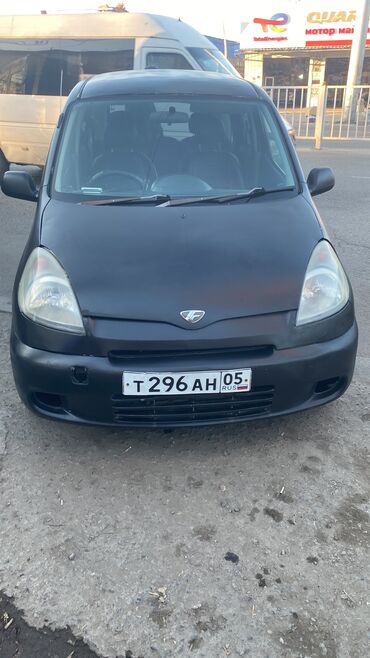 Toyota: Toyota Funcargo: 1.5 л, Автомат, Бензин, Хэтчбэк