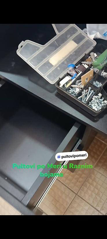 Stolovi: -Pult 13 se moze izraditi od materijala kao sto su Univer, medijapan — 6