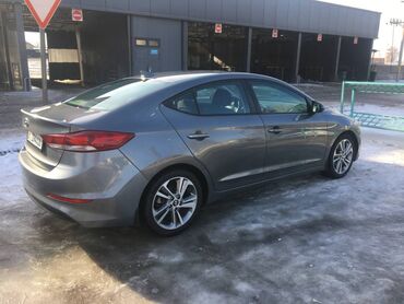 Hyundai: Hyundai Elantra: 2018 г., 2 л, Типтроник, Бензин, Седан