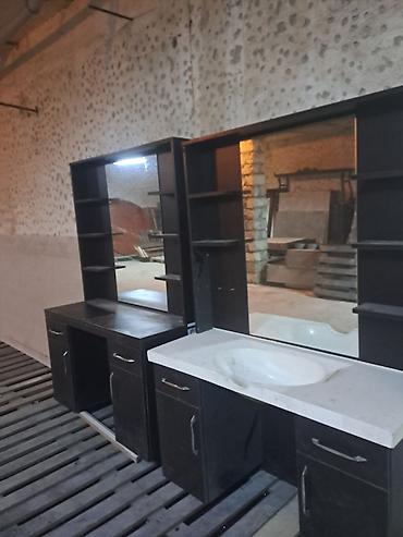 Salon, tibbi mebel: Salon üçün iki ədəd mebel stendi - Model: Güzgülü iş stansiyası dəsti — 1