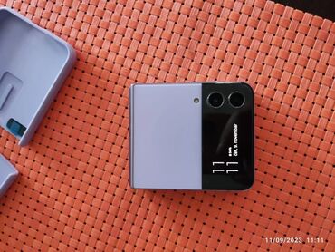mobilni: Samsung Galaxy Z Flip 4, 256 GB, color - Purple, Fingerprint, Dual SIM cards, Face ID