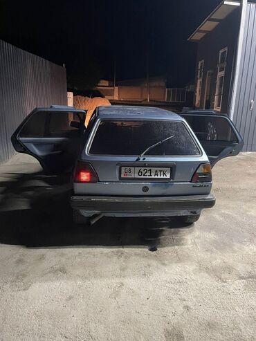 продаю матиз бишкек: Volkswagen Golf: 1988 г., 1.6 л, Механика, Бензин, Хетчбек