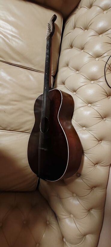 Ostali muzički instrumenti: Kontra veci format odlicno se cuje sa koferom 1000e — 4