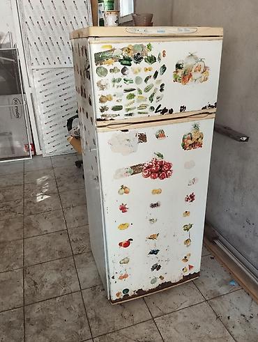 Mətbəx texnikası: İkiqapılı soyuducu satılır. Üst hissədə dondurucu kamera, alt hissədə — 1