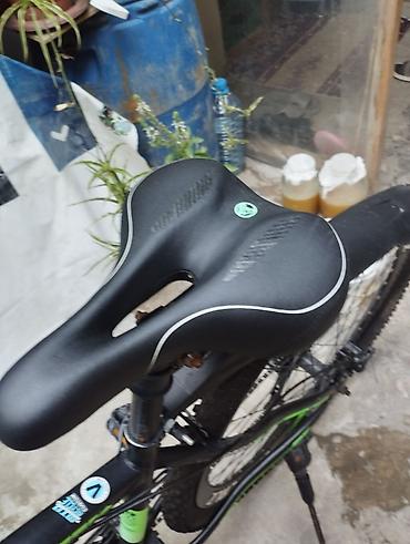 velo mtb: Veloriz 29 dağ velosipedi. Qara-yaşıl rəng kombinliyə malikdir və MTB — 3