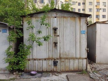сдаю клуб: 18 м², Металлический | Охрана