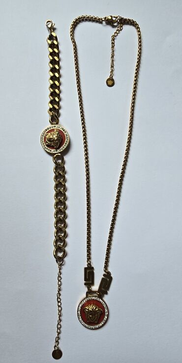 Narukvice: Narukvica sa priveskom, Versace, Materijal: Hirurški čelik — 6