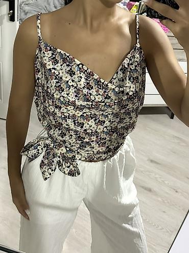 ştapel fasonlar instagram: Qadın üst geyimləri dəsti – 4 model 1) Qara qolçin bluz - Yaxası — 2