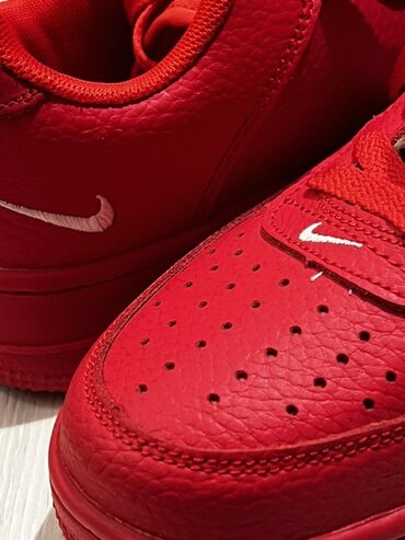 женская одежда бишкек оптом и в розницу: Мужские кроссовки, 37, Nike, Новый, цвет - Красный, Самовывоз, Платная доставка