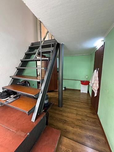 Продажа коттеджей и домов: Продается 2х этажный дом 🏠 📍Район Кож-Завода, Дордоя Площадь дома — 4