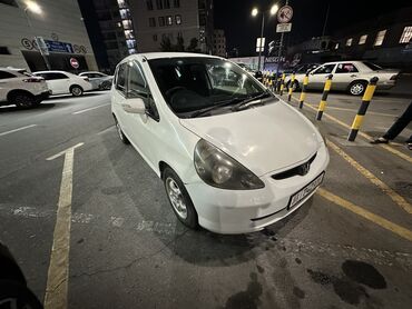 авто с последующим выкупом бишкек фит: Honda Fit: 2003 г., 1.3 л, Вариатор, Бензин, Хэтчбэк
