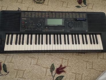 Sintezatorlar: - Yamaha PSR-520 sintezator: 61 klaviş, LCD ekran, çoxsaylı ritm və — 1