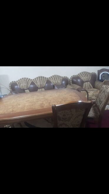 taxta stul stol: Qonaq otağı üçün, Yeni, Açılmayan, Kvadrat masa, 4 stul, Malayziya