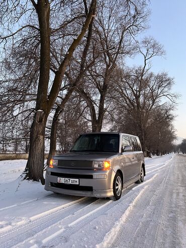 Toyota: Toyota bB: 2004 г., 1.5 л, Автомат, Бензин, Хэтчбэк