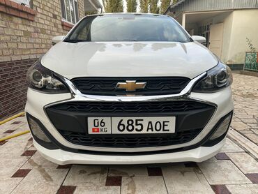 авто бу в рассрочку от частного лица: Chevrolet Spark: 2018 г., 1 л, Вариатор, Бензин, Хетчбек