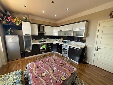 Uzunmüddətli kirayə mənzillər: 📍 Ünvan: Sumqayıt şəhər 43-cü məhəllə 🏢 Bina tipi: Yeni Tikili 📐 Ümumi — 13